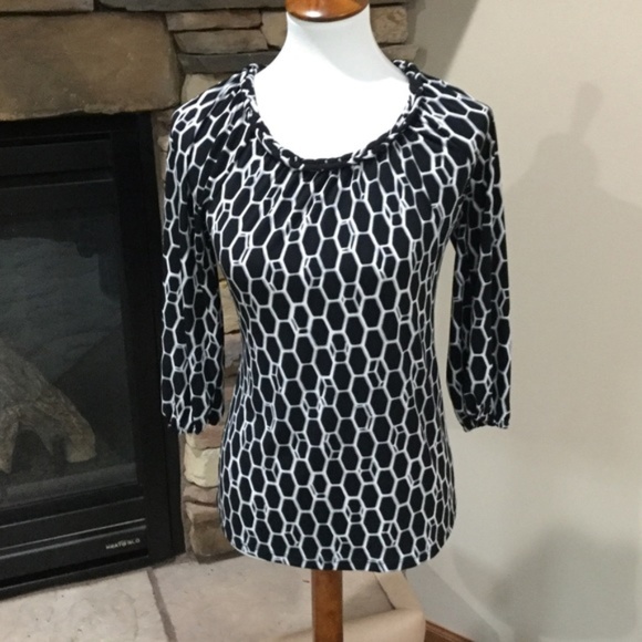 Style & Co Long Sleeve Scoop Neck Pattern Top - Picture 3 of 6